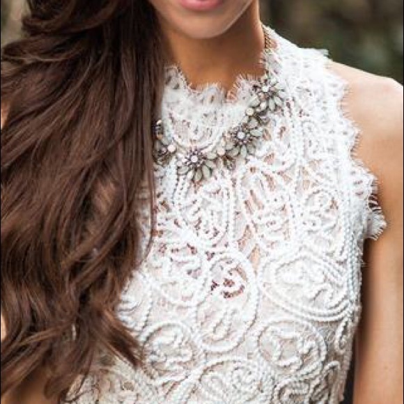 White lace dress, perfect for bridal shower - Picture 3 of 4